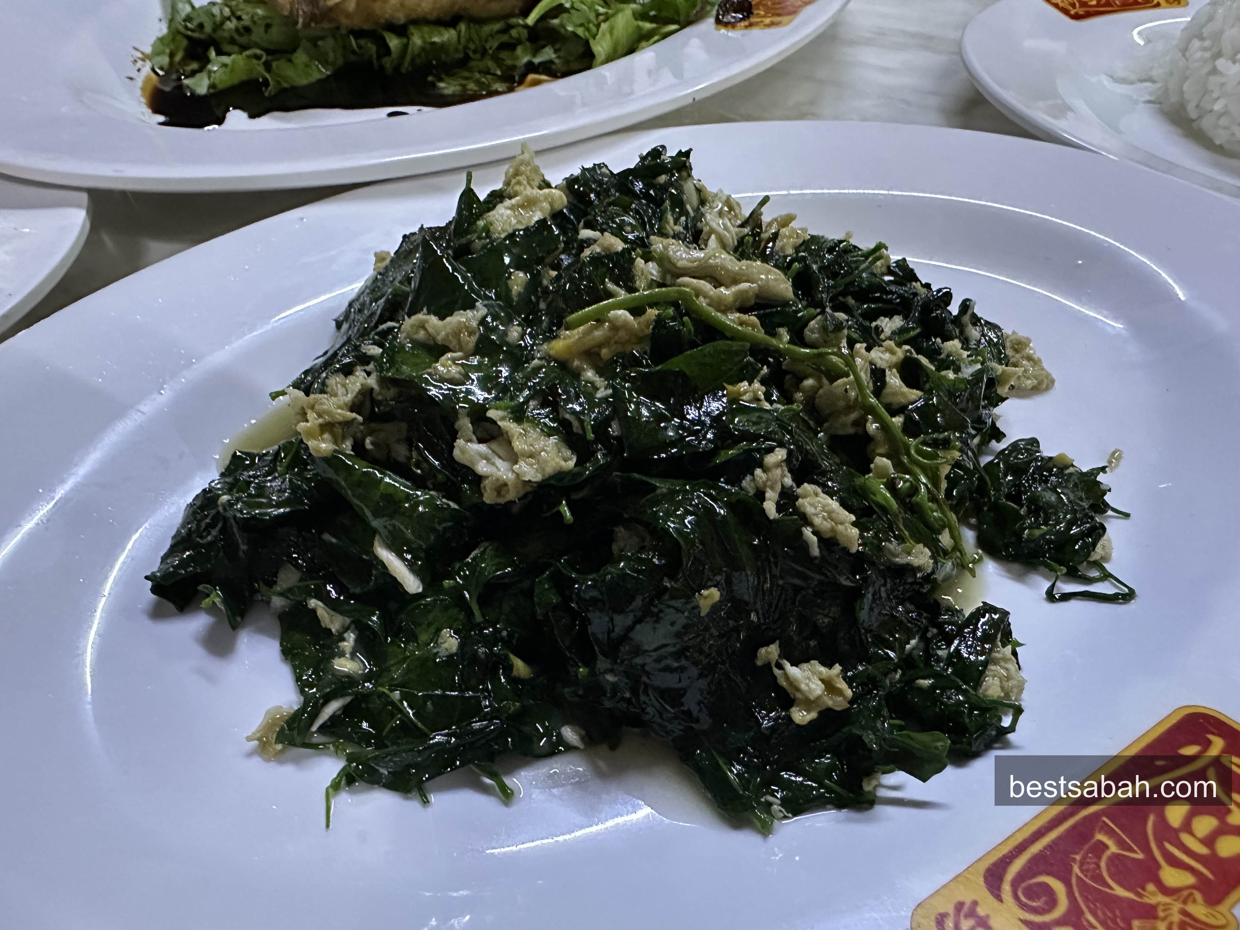 Sabah vegetable fried with egg at Sasa Seafood Restaurant Penampang
